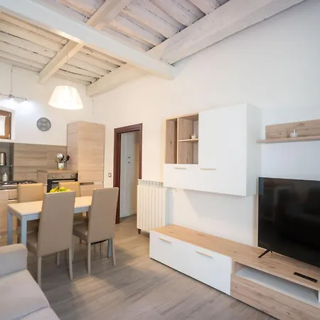 La Casa Di Filippo سان جيمينيانو